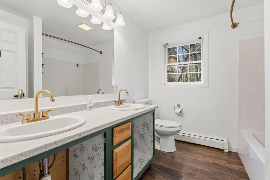 21 Bruschi Road Windham ME 04062
