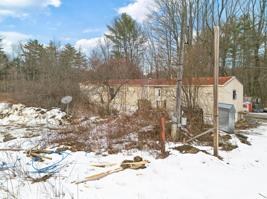 160 Nelson Road Vassalboro ME 04989