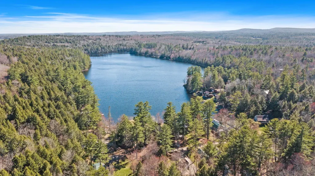 510 Sunflower Lane E Sidney ME 04330
