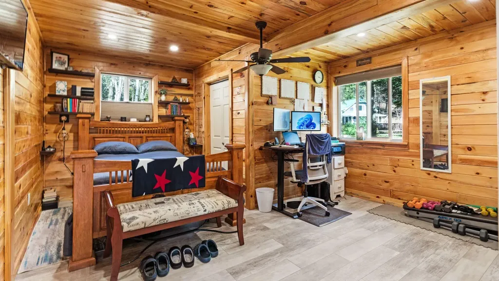 510 Sunflower Lane E Sidney ME 04330