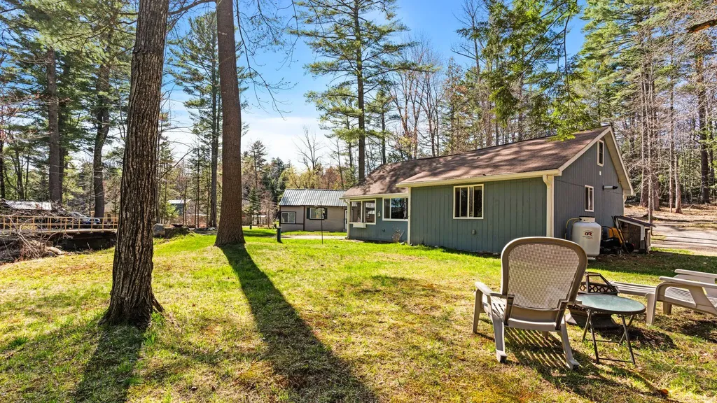 510 Sunflower Lane E Sidney ME 04330