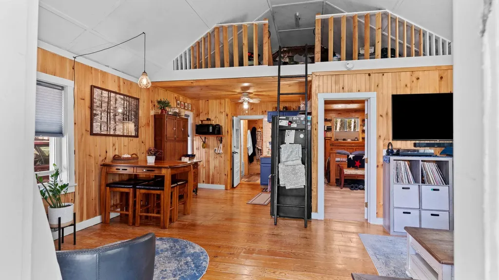 510 Sunflower Lane E Sidney ME 04330