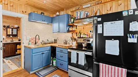 510 Sunflower Lane E Sidney ME 04330