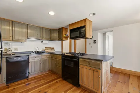 15 Ossipee Trail E Standish ME 04084
