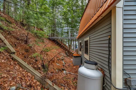 12 Paradise Cove Clifton ME 04428