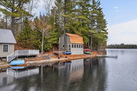 12 Paradise Cove Clifton ME 04428