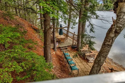 12 Paradise Cove Clifton ME 04428