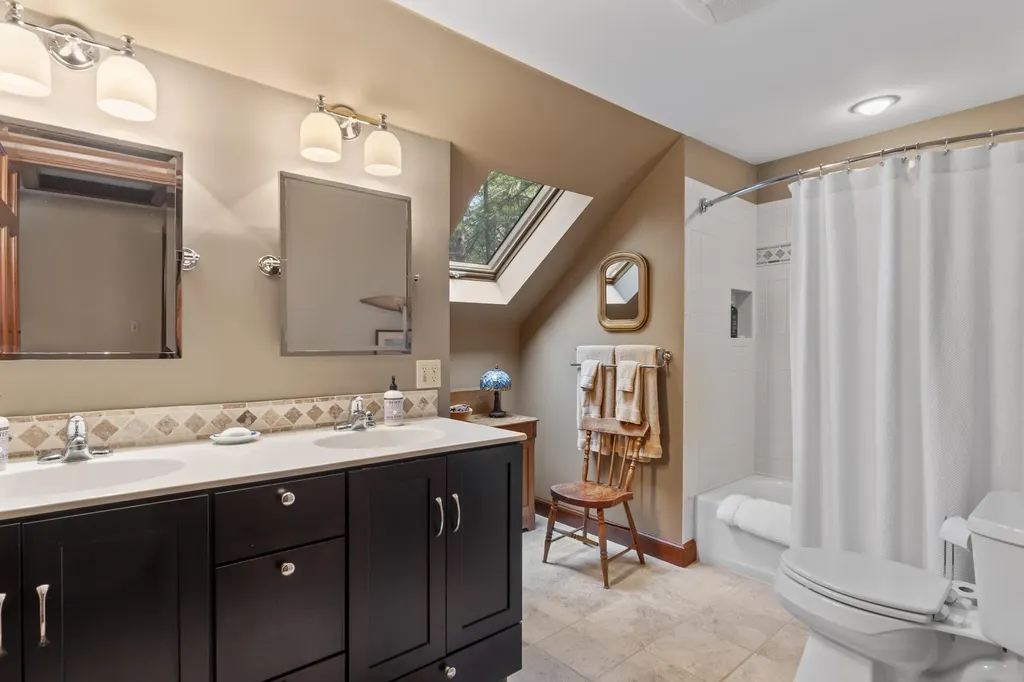 42 Indian Point Terrace Harpswell ME 04079