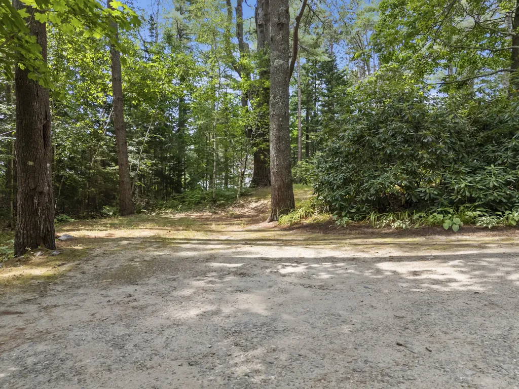 42 Indian Point Terrace Harpswell ME 04079