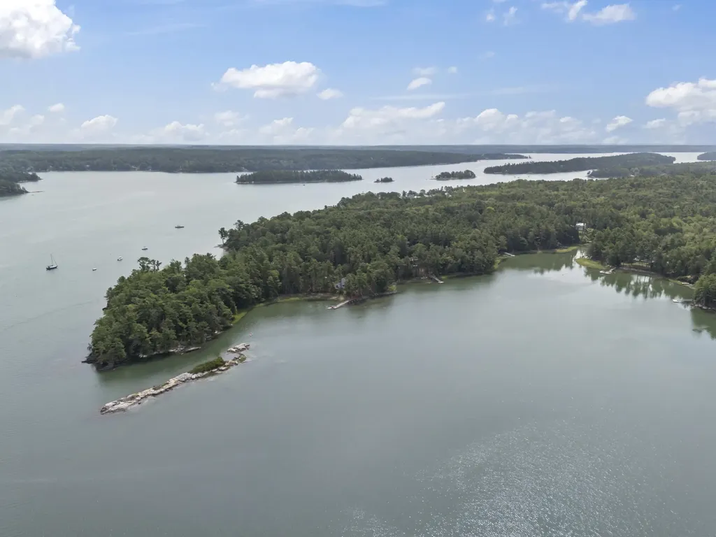 42 Indian Point Terrace Harpswell ME 04079