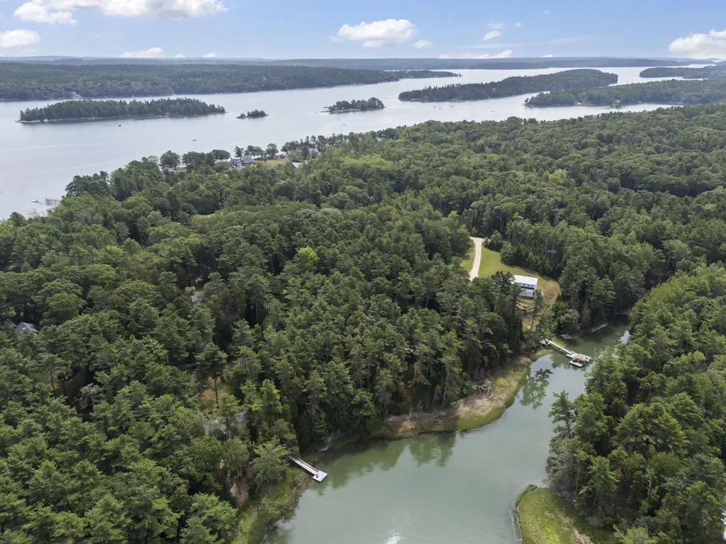 42 Indian Point Terrace Harpswell ME 04079