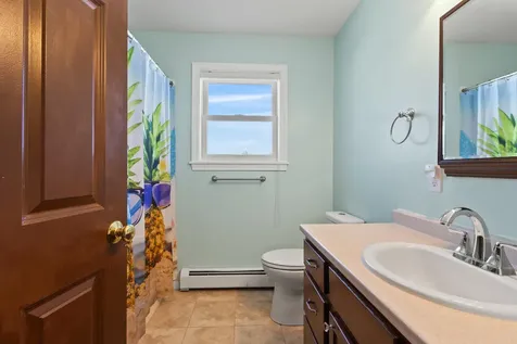 32 Wagner Farm Road Gorham ME 04038