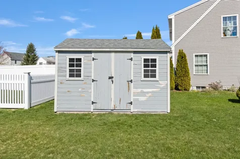 32 Wagner Farm Road Gorham ME 04038