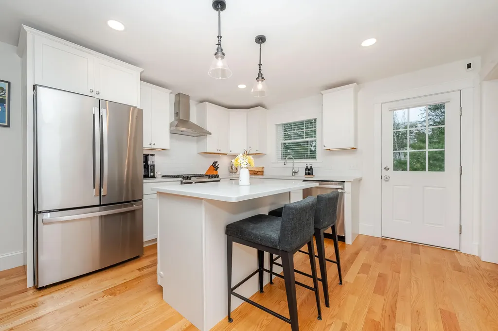 10 Webhannet Place Kennebunk ME 04043