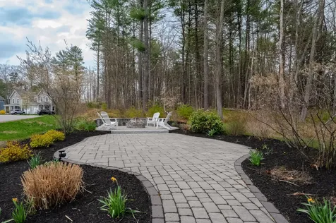 10 Webhannet Place Kennebunk ME 04043