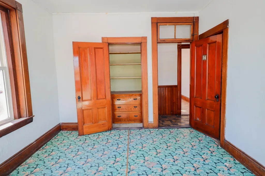 102 Congress Street Rumford ME 04276