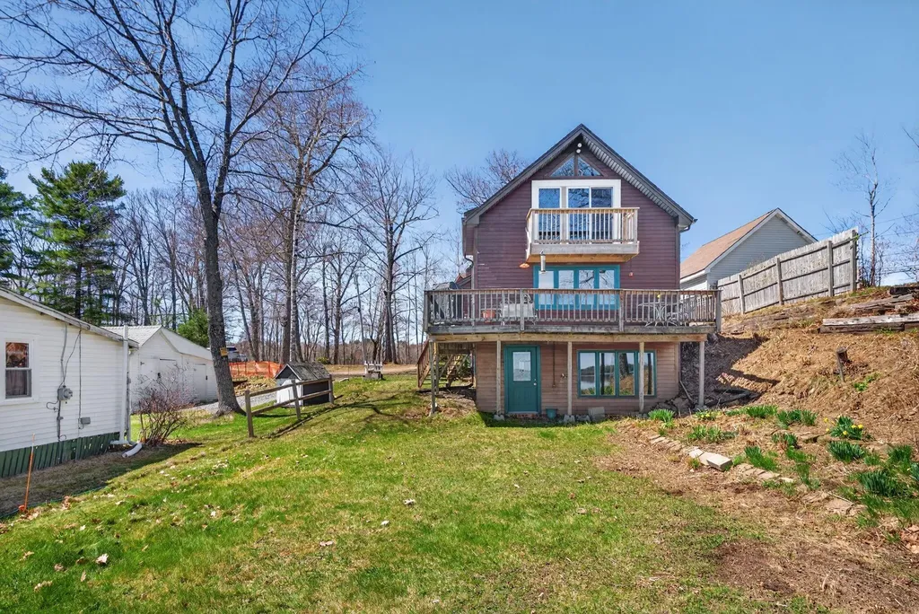 15 Marsh View Lane Glenburn ME 04401