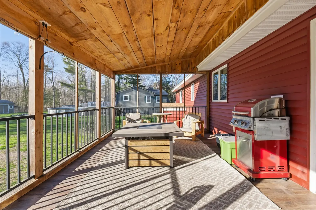 64 Annabessacook Drive Winthrop ME 04364