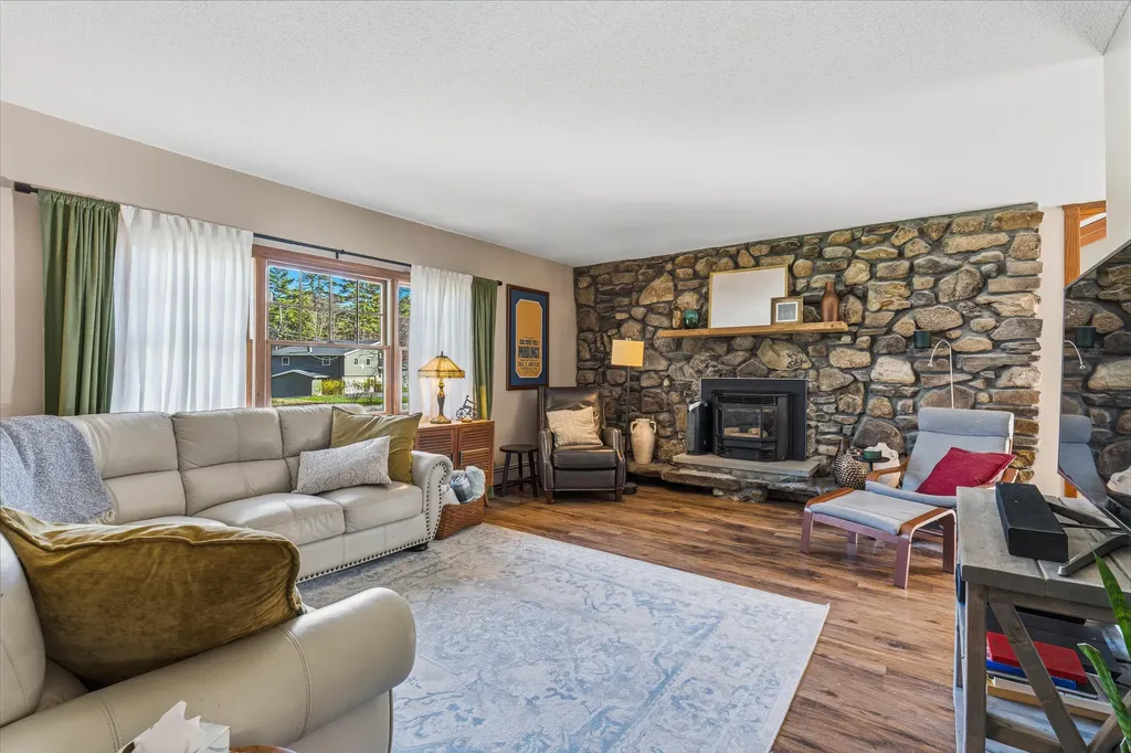 64 Annabessacook Drive Winthrop ME 04364