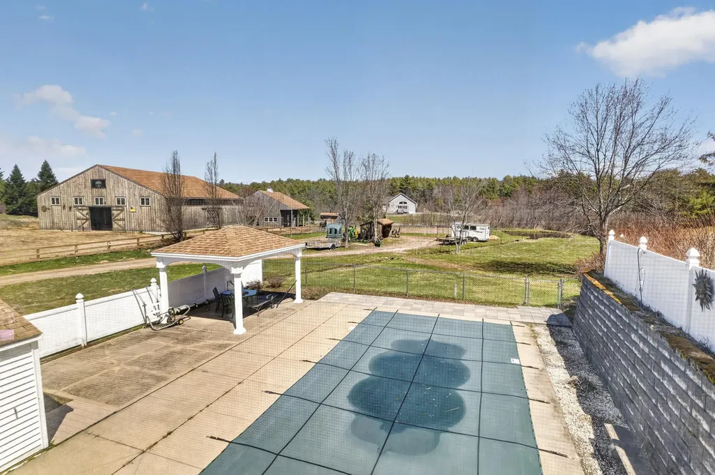 161 Dyer Road Dayton ME 04005