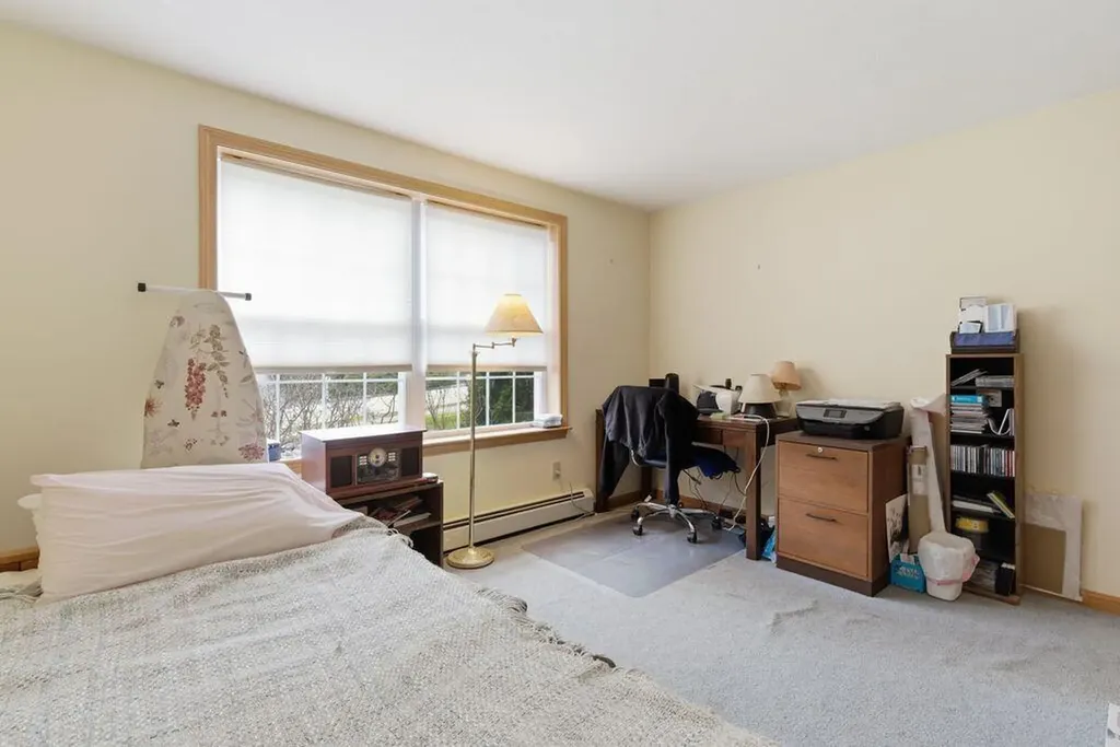 18 Parkside Drive Biddeford ME 04005