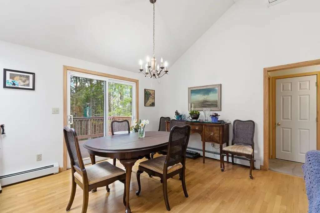 18 Parkside Drive Biddeford ME 04005