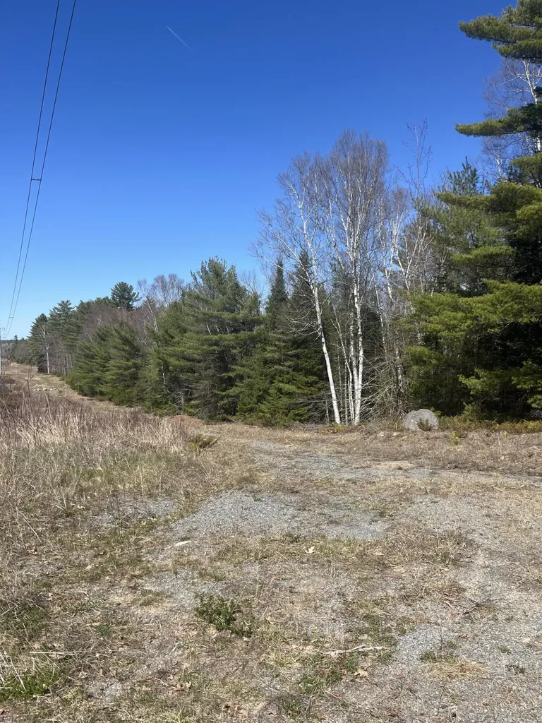 M2L68 Cards Ridge Road Greenbush ME 04418