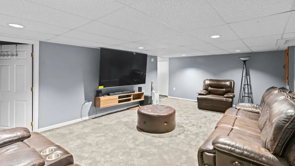 86 Back Cove Drive Turner ME 04282