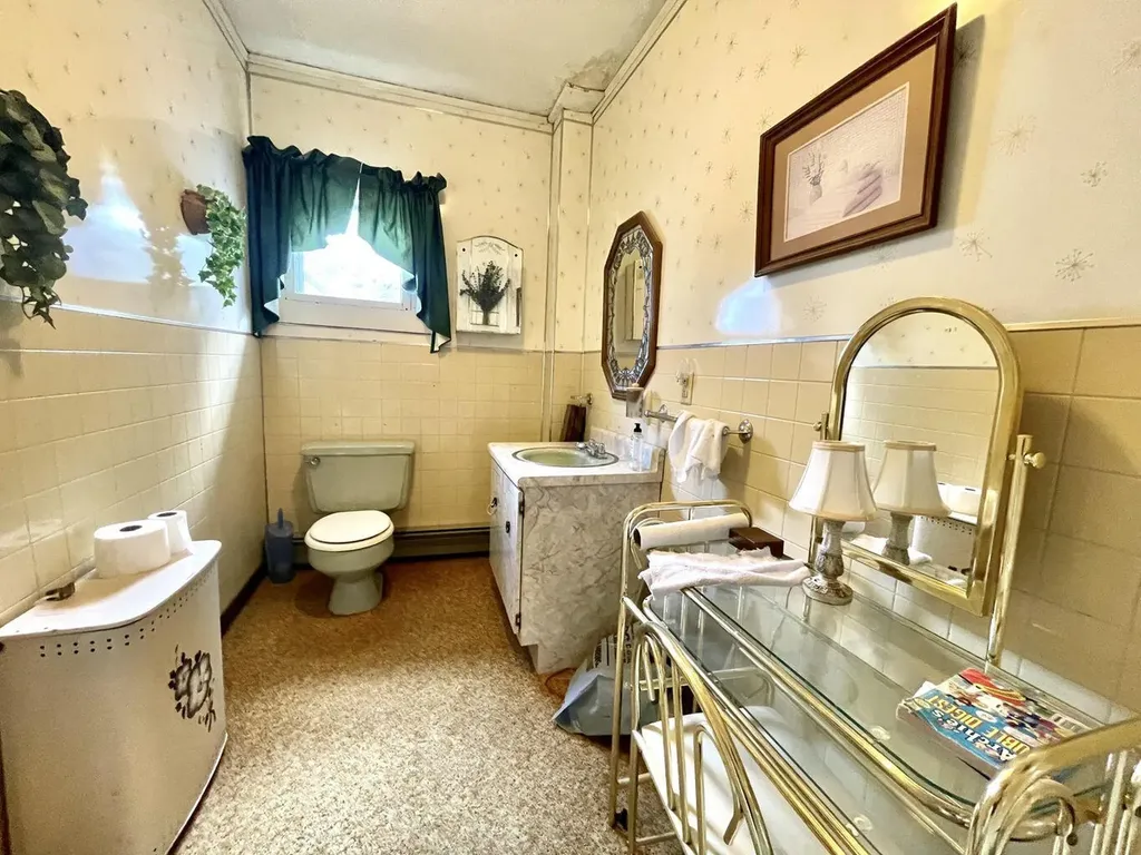 224 Central Street Millinocket ME 04462