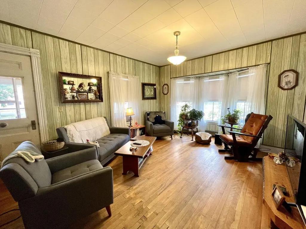 224 Central Street Millinocket ME 04462