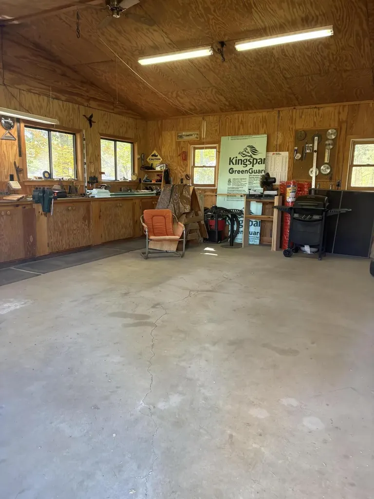 157 Main Road Abbot ME 04406