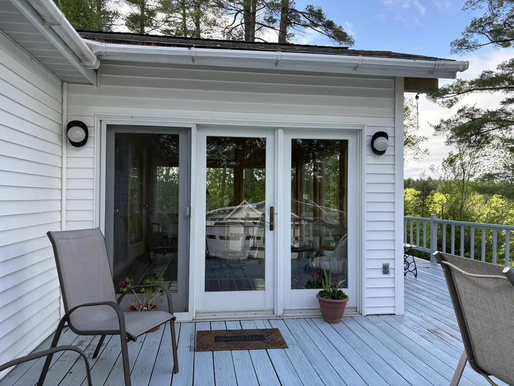157 Main Road Abbot ME 04406
