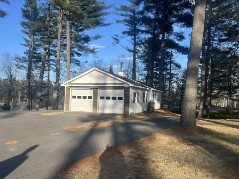 157 Main Road Abbot ME 04406