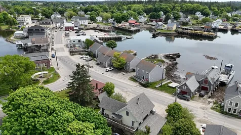 62 W Main Street Vinalhaven ME 04863