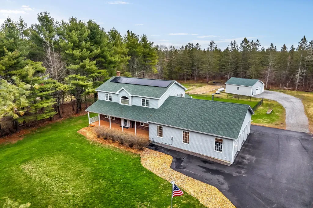 201 Sawyer Road Hampden ME 04444