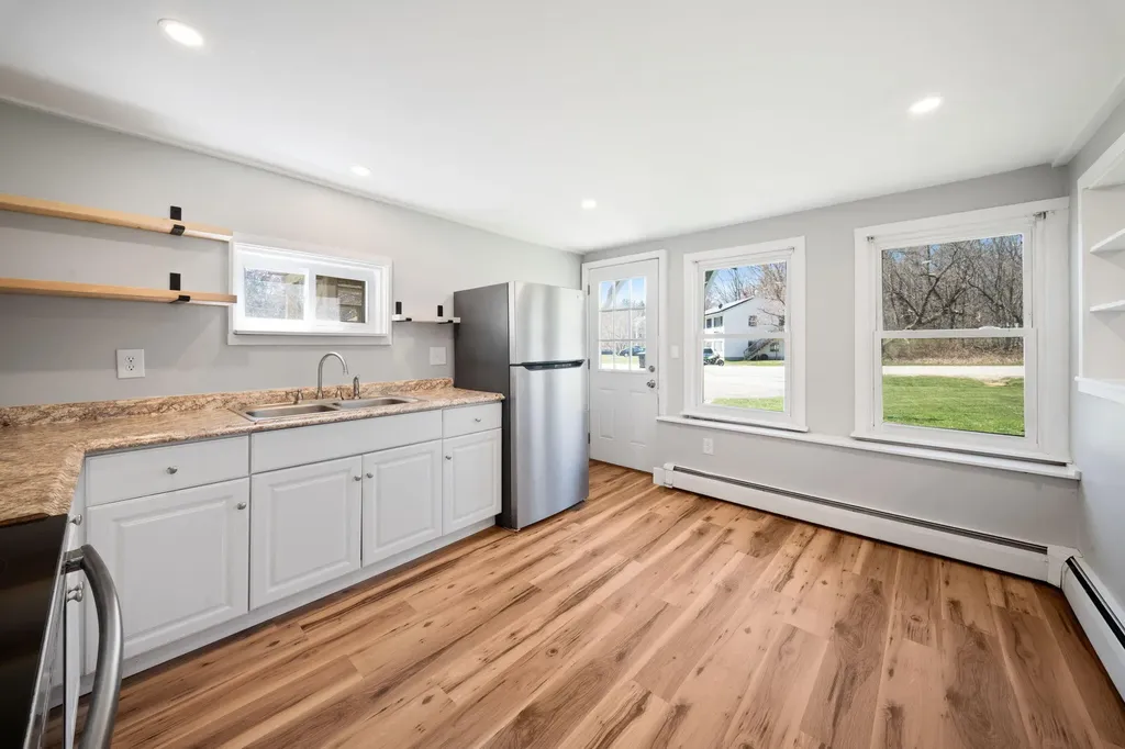 8 Lamb Street Windham ME 04062