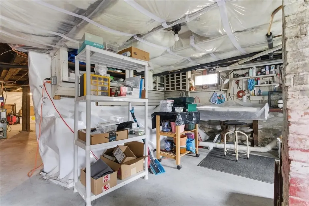 11 Elmwood Road Auburn ME 04210