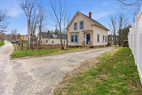 11 Elmwood Road Auburn ME 04210