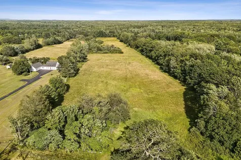 3060 Friendship Road Waldoboro ME 04572