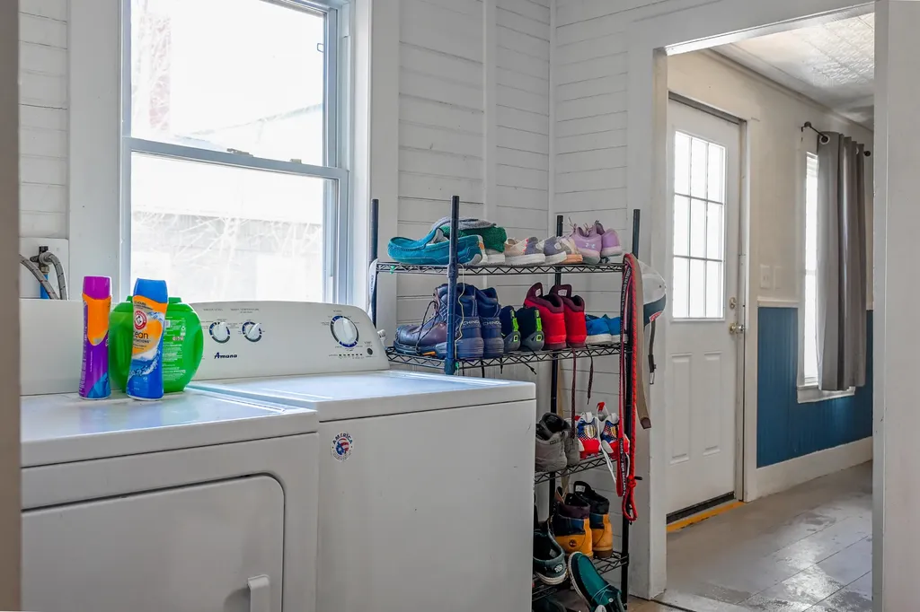 5 Hazen Street Norway ME 04268