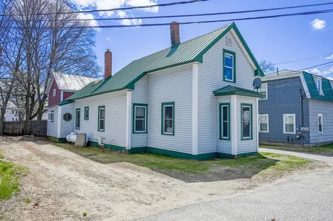 5 Hazen Street Norway ME 04268
