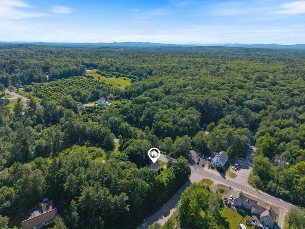 407 Northeast Road Standish ME 04084