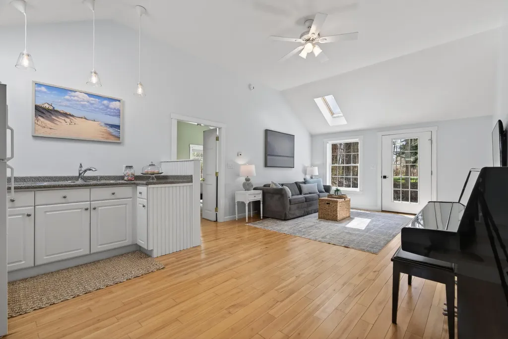 8 Constitution Road Kennebunk ME 04043
