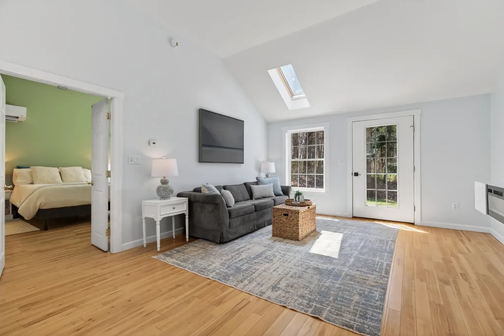 8 Constitution Road Kennebunk ME 04043