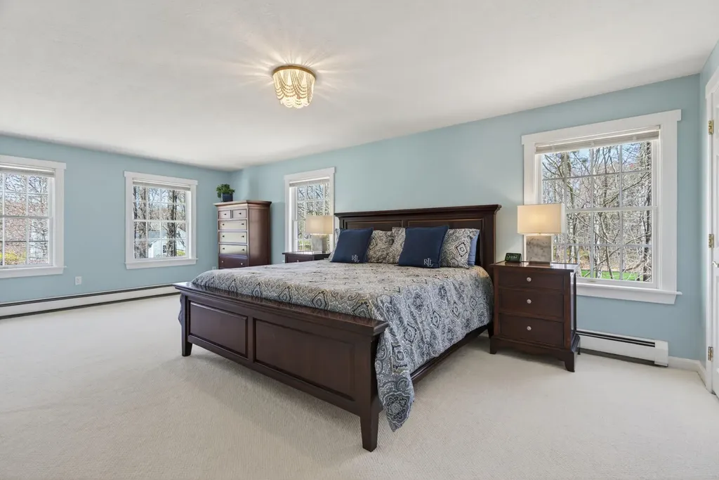 8 Constitution Road Kennebunk ME 04043