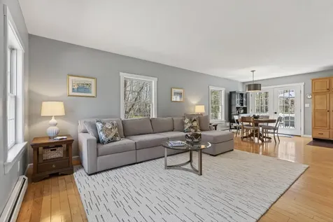 8 Constitution Road Kennebunk ME 04043