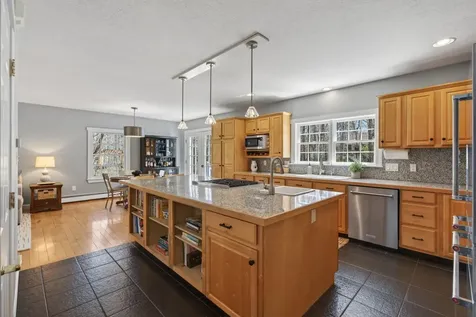 8 Constitution Road Kennebunk ME 04043