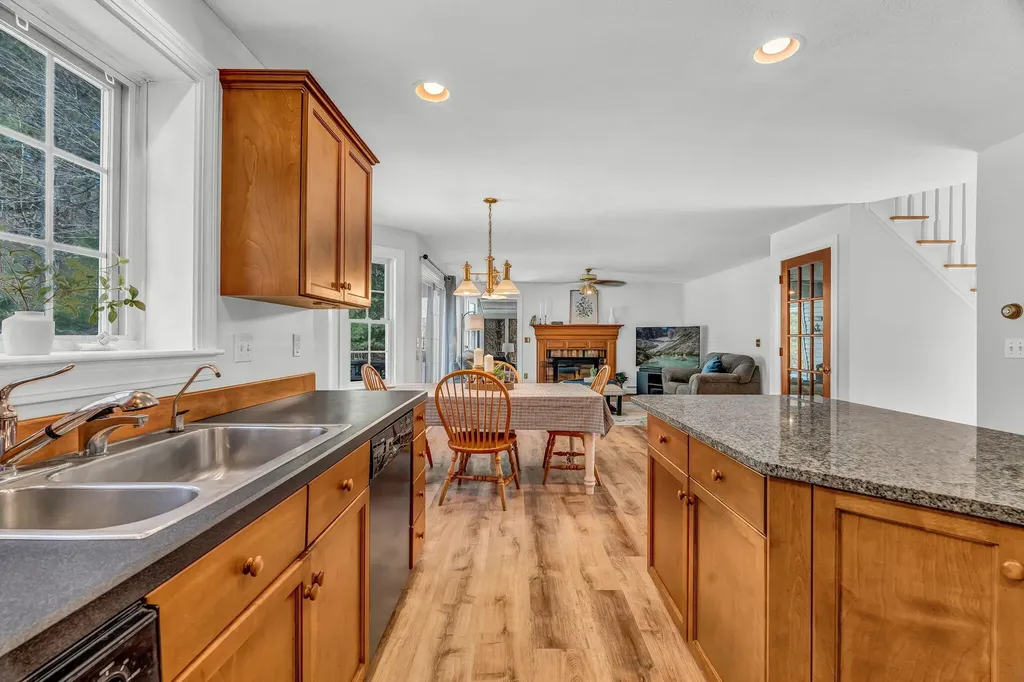 11 Goldenwood Drive Scarborough ME 04074