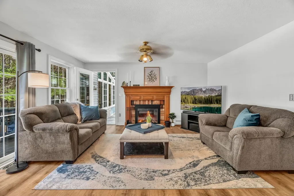 11 Goldenwood Drive Scarborough ME 04074