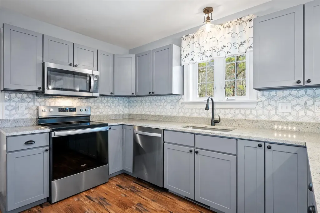 13 Poplar Ridge Road Gray ME 04039